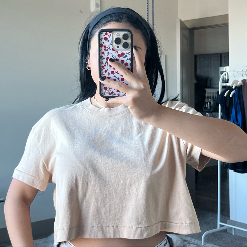Beige cropped boxy tee